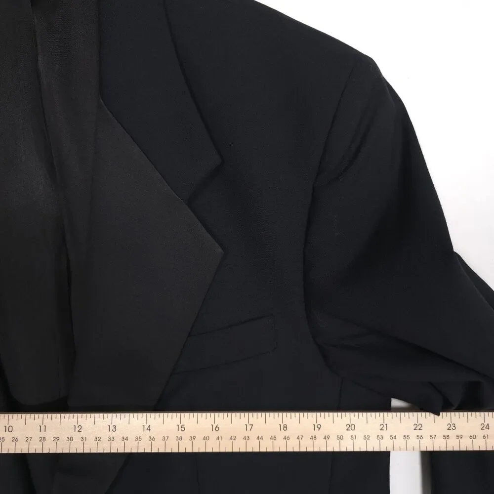 PIERRE BALMAIN Tuxedo Blazer Black Wool Satin Lapel 40R MADE IN USA‎